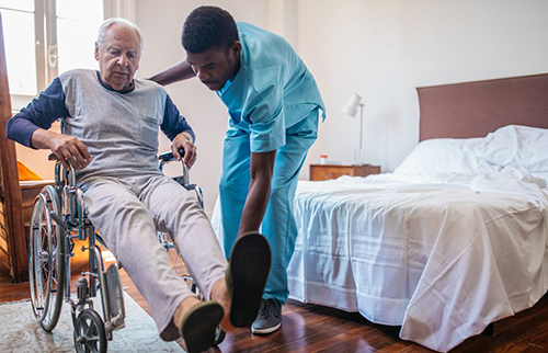 BlogPost5 nurse managing autonomic dysreflexia emergency